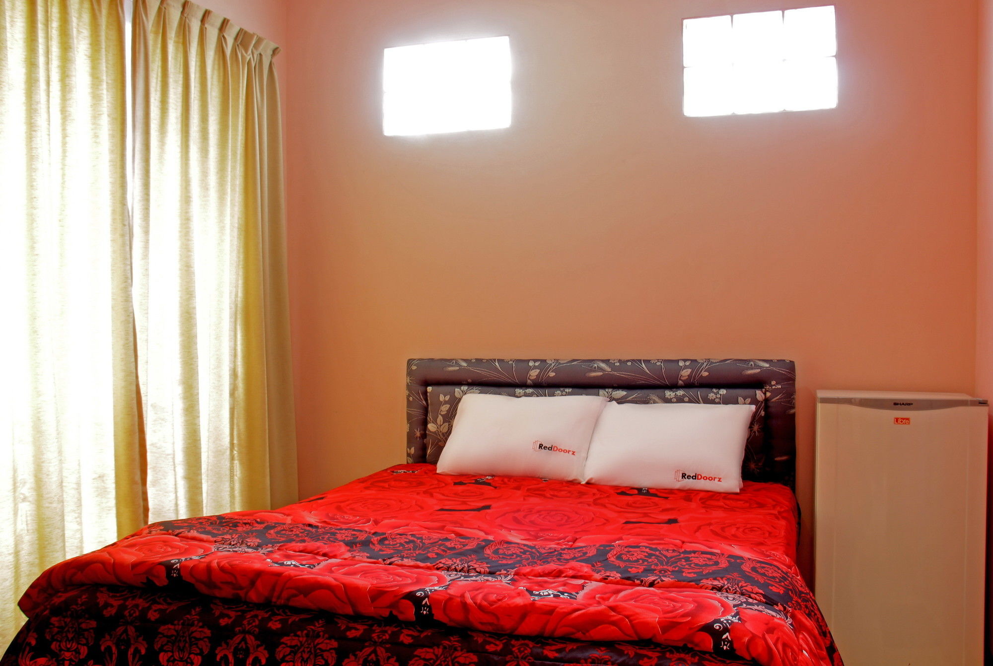 Reddoorz Near Hyperpoint Pasteur Hotel Bandung Exterior photo